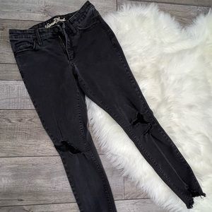 Black Skinny Jeans